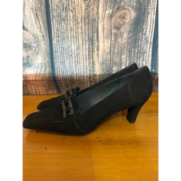 Stuart Weitzman Women's Black Suede Block Heel Pumps Size 7 Vintage - Picture 6 of 8